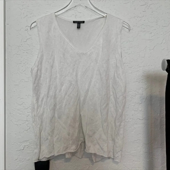 Eileen Fisher Tencel & Metal Knit V Neck Shell Top - Picture 1 of 1